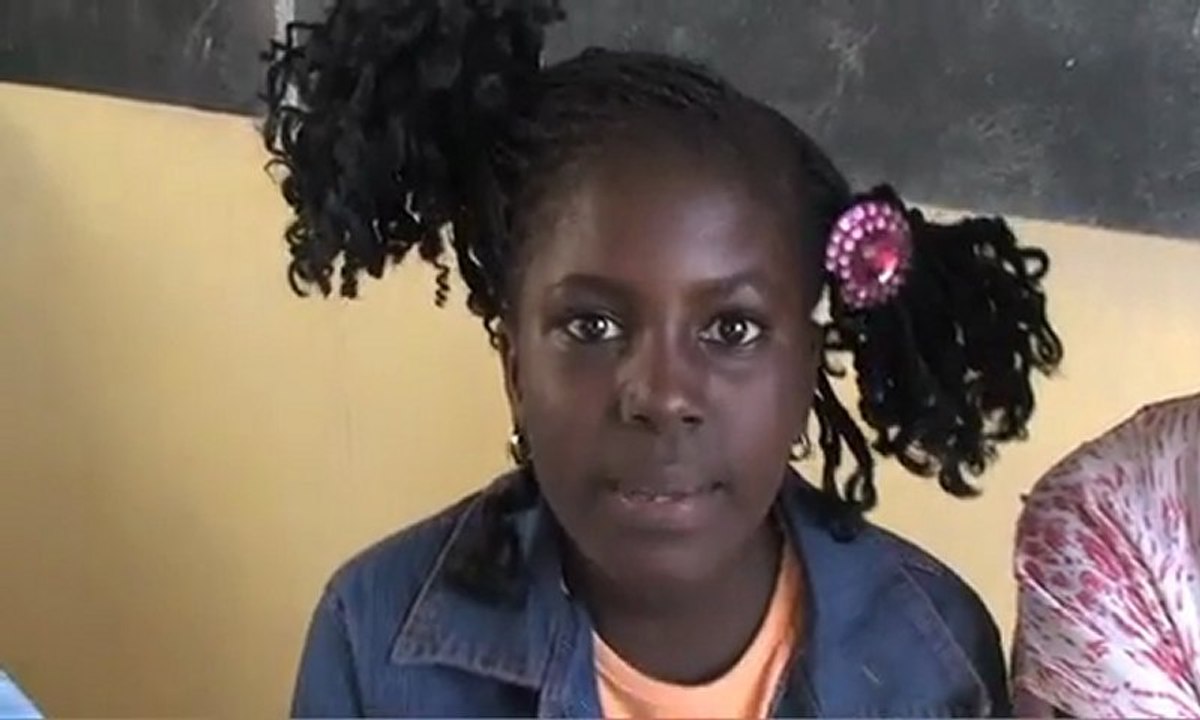Keur Fatou Kaba: les CM1 parlent à Tourtille (français-wolof)