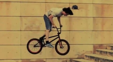 BMX STREET -  NIKE 6.0 - BARCELONA