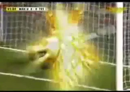 Γκολάρα του Πέδρο Μέντες από το κέντρο (Μ. Γιουνάιτεντ - Τότεναμ)