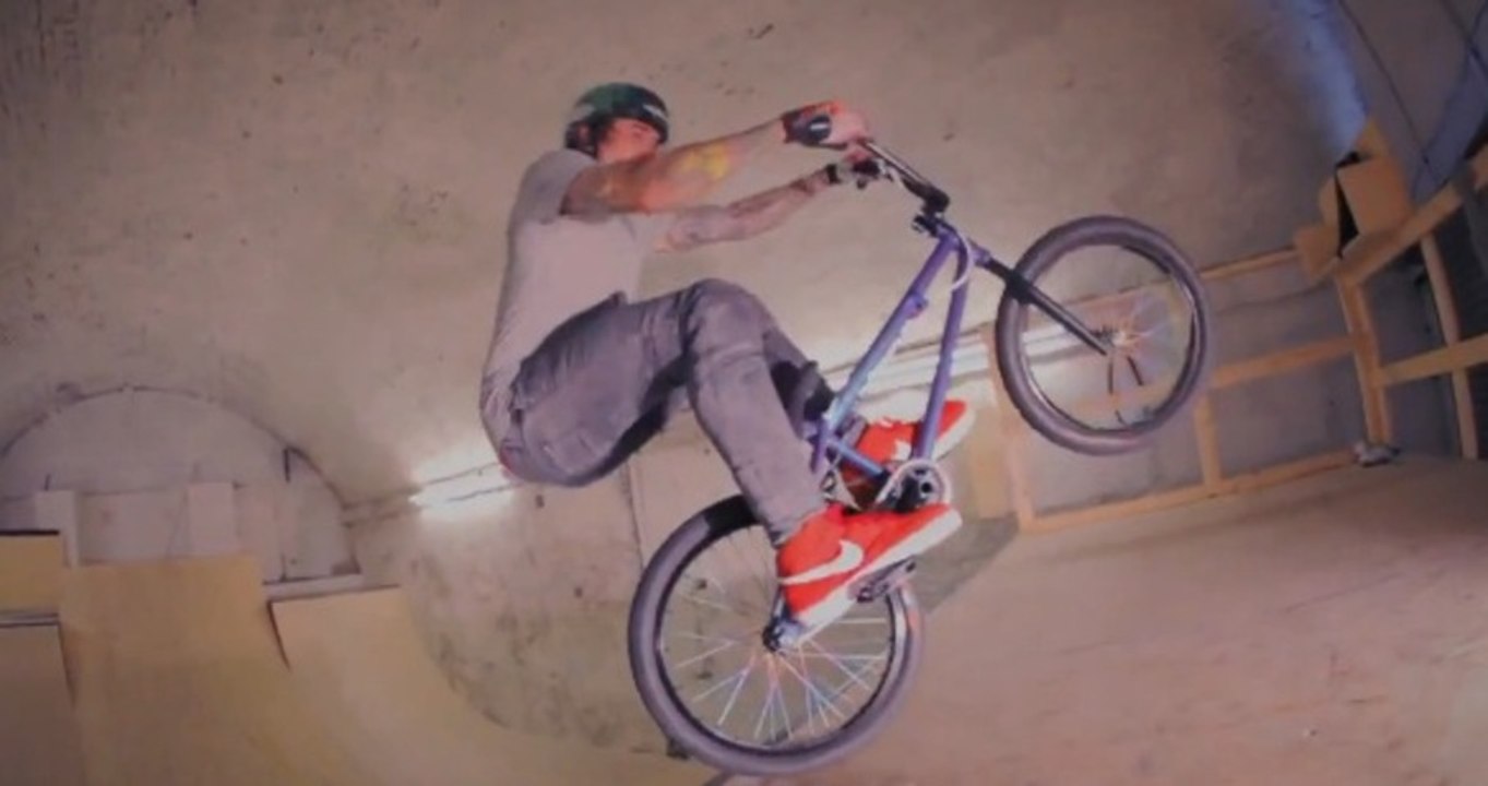 BMX - Harry Main 2012 - Nike edit