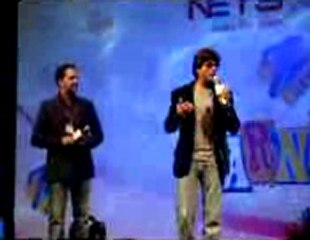 Shahrukh Khan Spreaking to fans in Zee Carnival Singapore