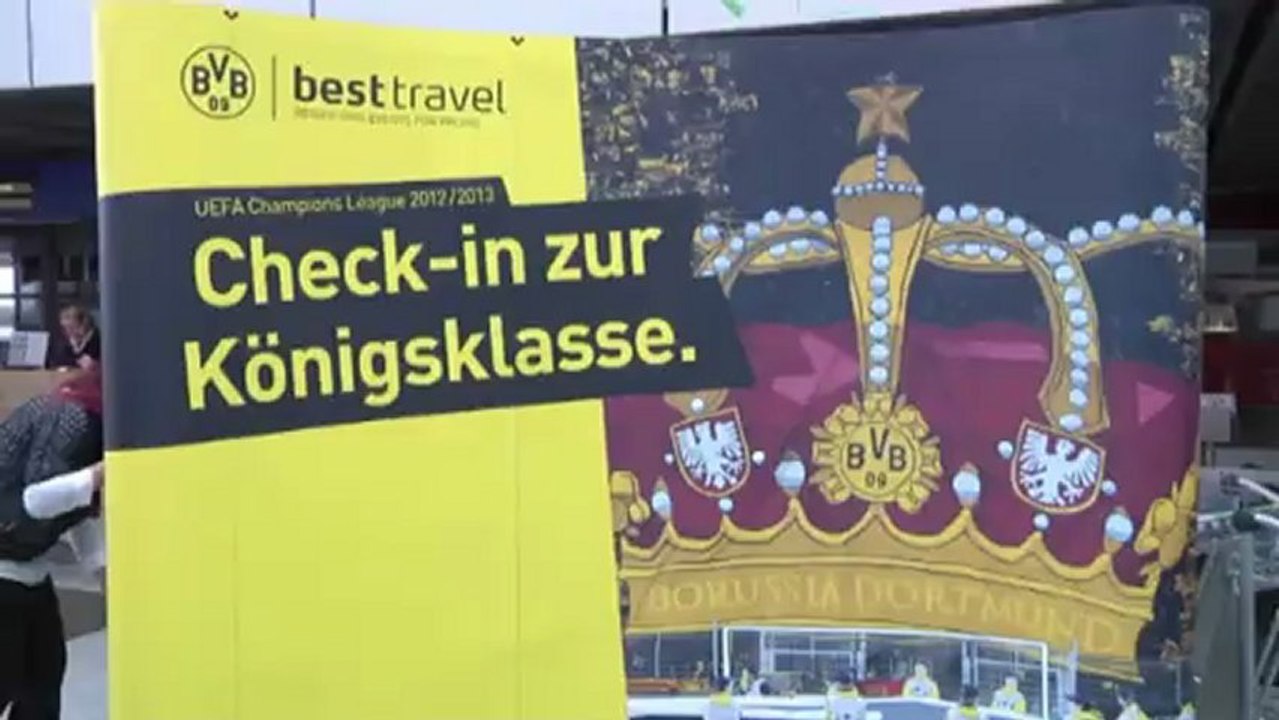 Borussia Dortmund - Abschiedsfoto vor dem Flug nach Donezk