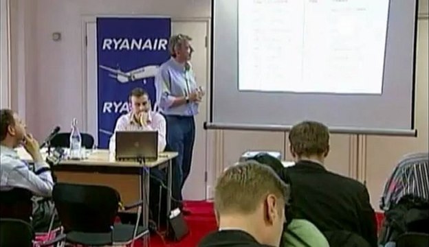 Ue a Ryanair: stop all'acquisto di Aer Lingus
