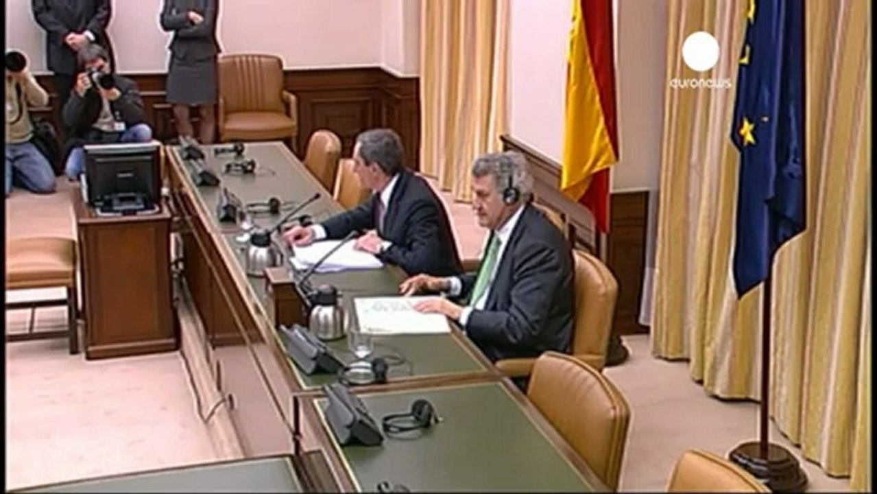 Mario Draghi félicite l'Espagne pour ses progrès...