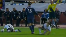 Ibrahimovic'in kirmizi kart gordugu pozisyon * Valencia - PSG