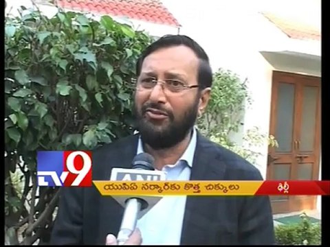 AK Antony orders CBI probe on VVIP chopper deal scam