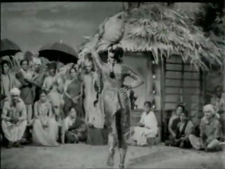 Vayyaranga Nadichedana - Adapettanam Movie Songs - Akkineni Nageshwar Rao & Anjali Devi