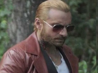 Saif Turns Blonde Hunk