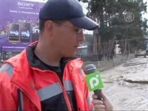 Дожди в Боливии разрушают дома и мосты