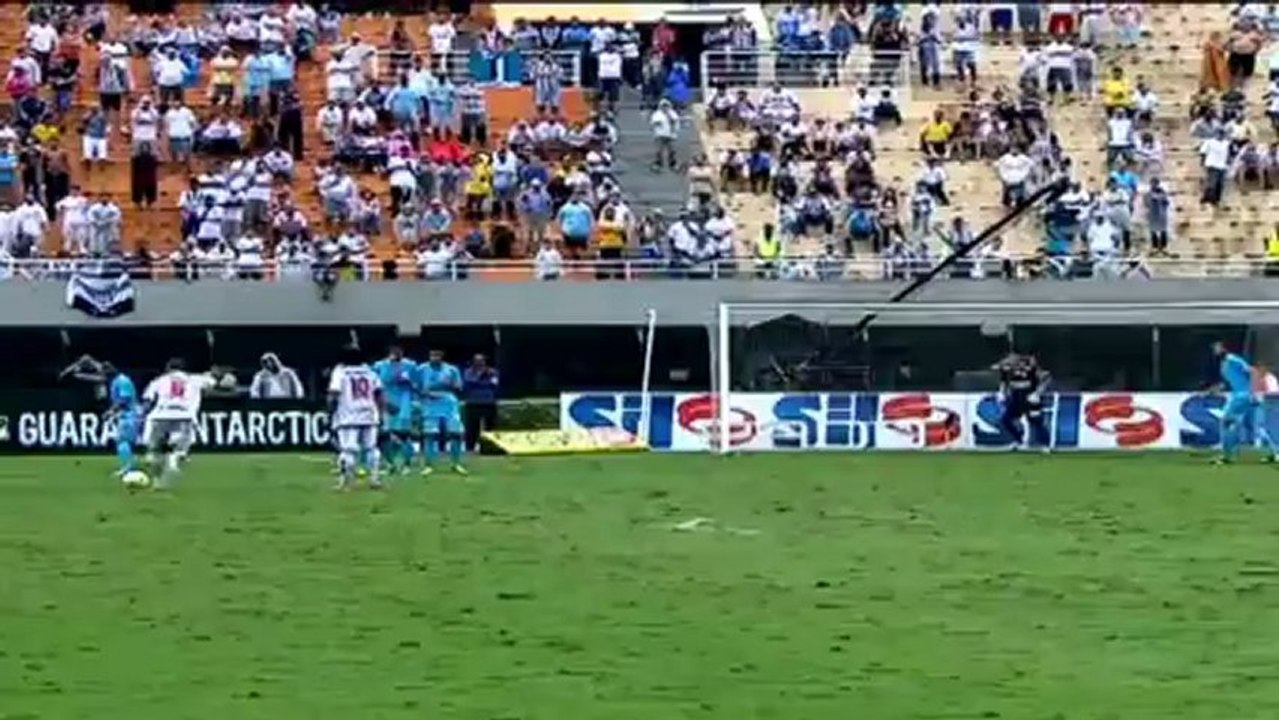 Brasile, gol con cavalcata da metà campo per Adailton