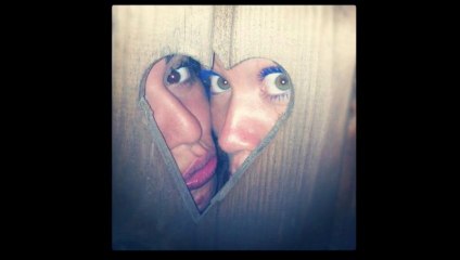 SOLO LA VERA AMICIZIA è DESTINATA A DURARE