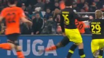 Douglas Costa marque un but superbe avec le Shakhtar face au Borussia Dortmund