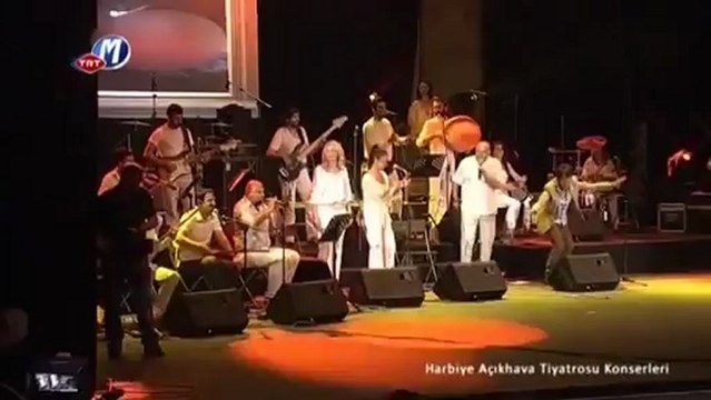 Kardeş türküler - kara üzüm habbesi 08.06.2012 harbiye açıkhava tiyatrosu