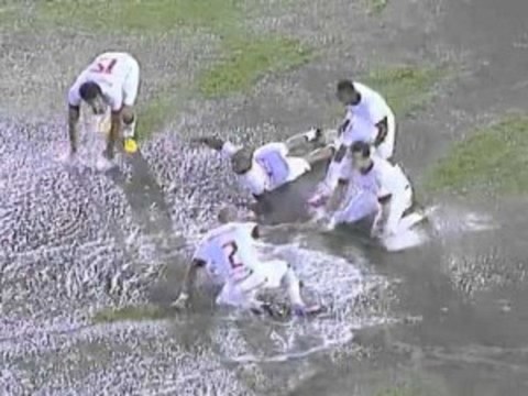 L'incroyable célébration de Leandro Damião !