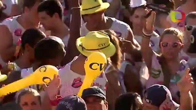 Bateu Saudade por Chiclete Com Banana - Carnaval 2013