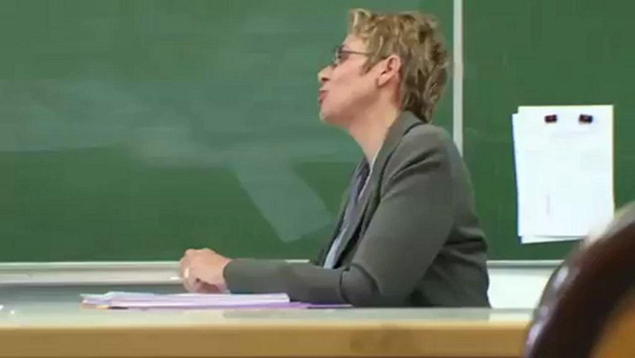 ‪PERLES DU BAC - BIC - CORNEILLE- S04E01‬‏