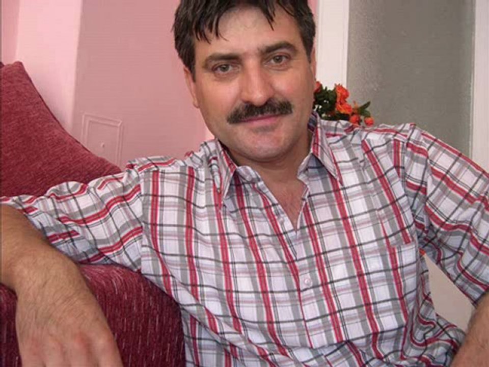 ümit besen      -   Eski bir dosta rastladım