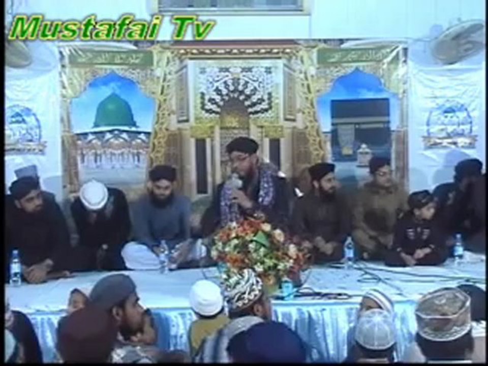 Eid Milad un Nabi 12th Feb 2012 Ismail Giga Masjid Karachi ( Muhammad Zeeshan Qadri  ) Bazm e Barkat e Mustafa ( Mustafai Tv  )