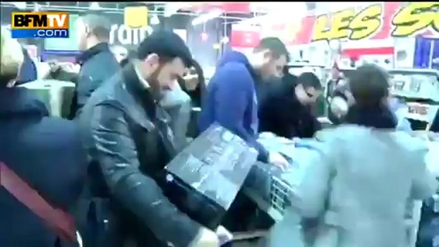 L'hystérie des Soldes d'Hiver sur l'électroménager dans un Cora à Villeneuve-d'Ascq