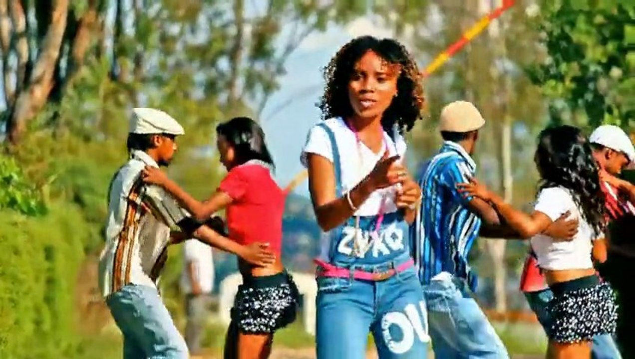 ENANCIA    -     Tsara ray aman-dreny  (gasy - malagasy)