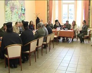 "Οι πολιτικοί πρέπει να σέβονται τον ελληνικό στρατό..."