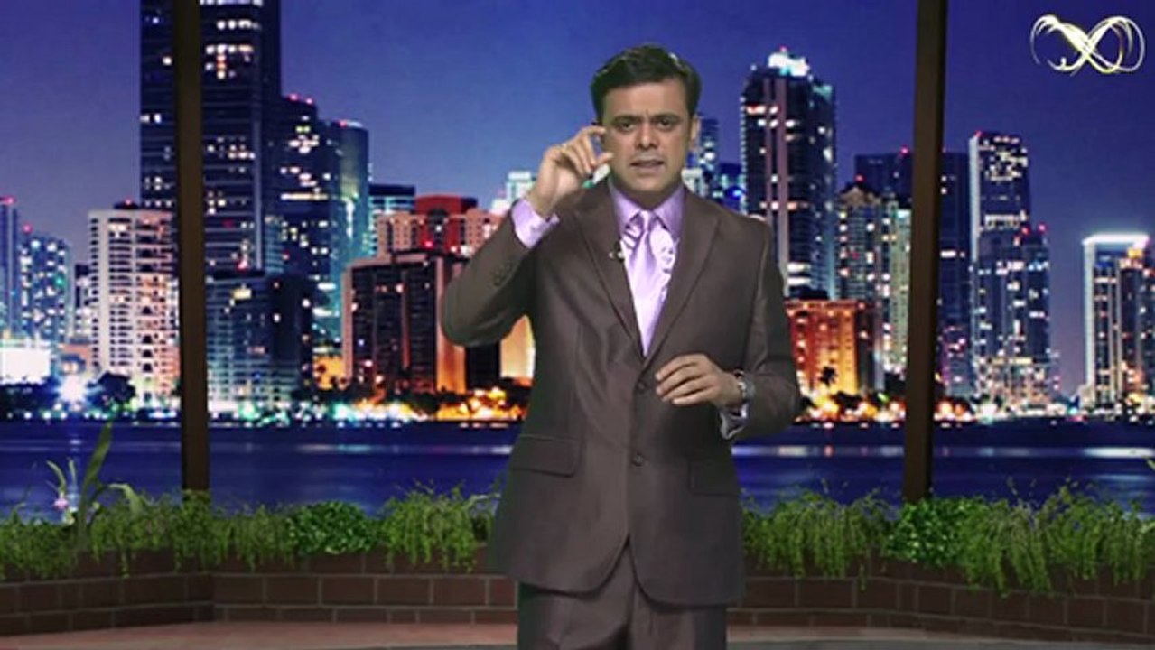 Poonam Pandey Vs Veena Malik : Indo Pak Cricket Resumes