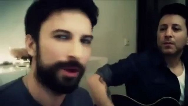 Tarkan'dan 14 Şubat Sevgililer Günü Sürpriz Videosu