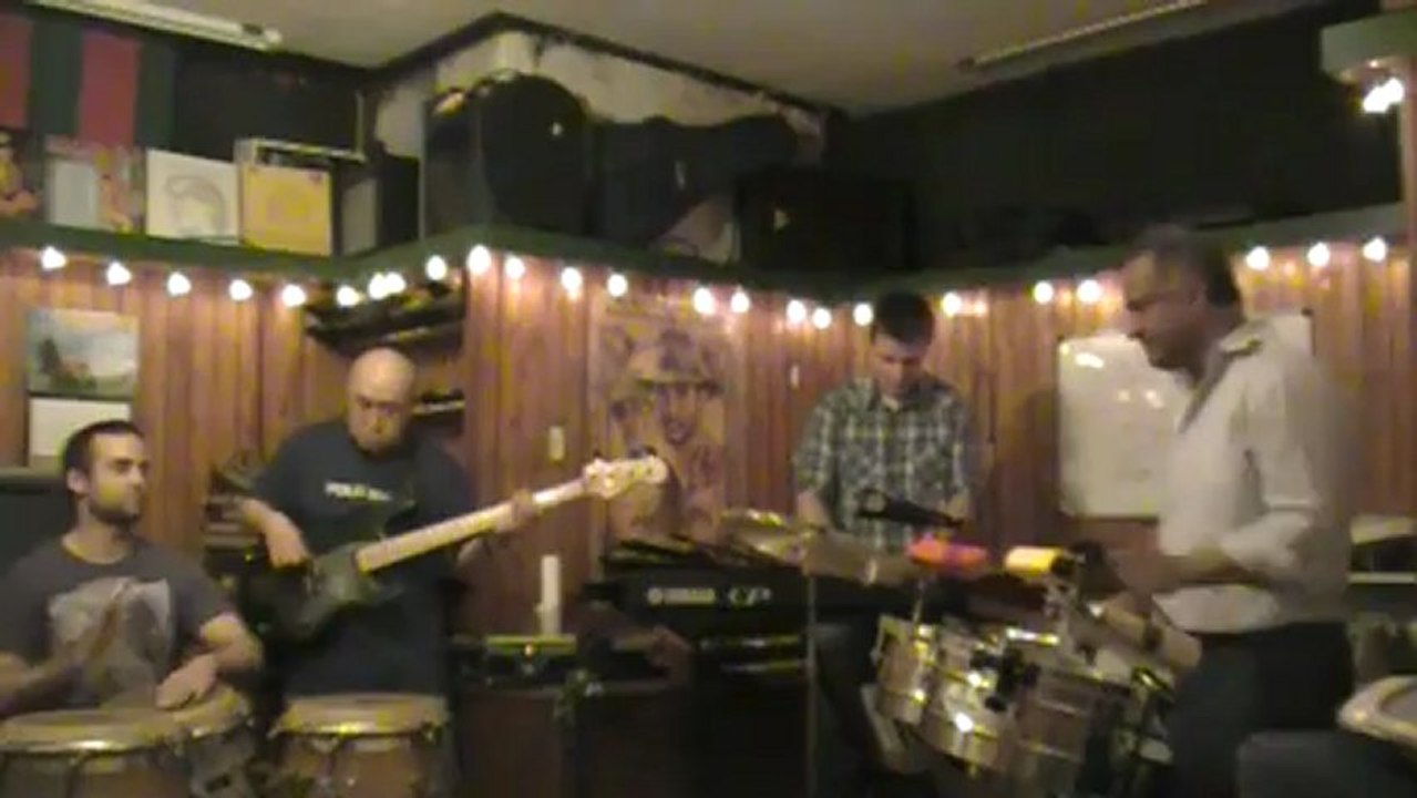 Trucutu solo Salsa Oefening Rec. Patada bass Bob Roha