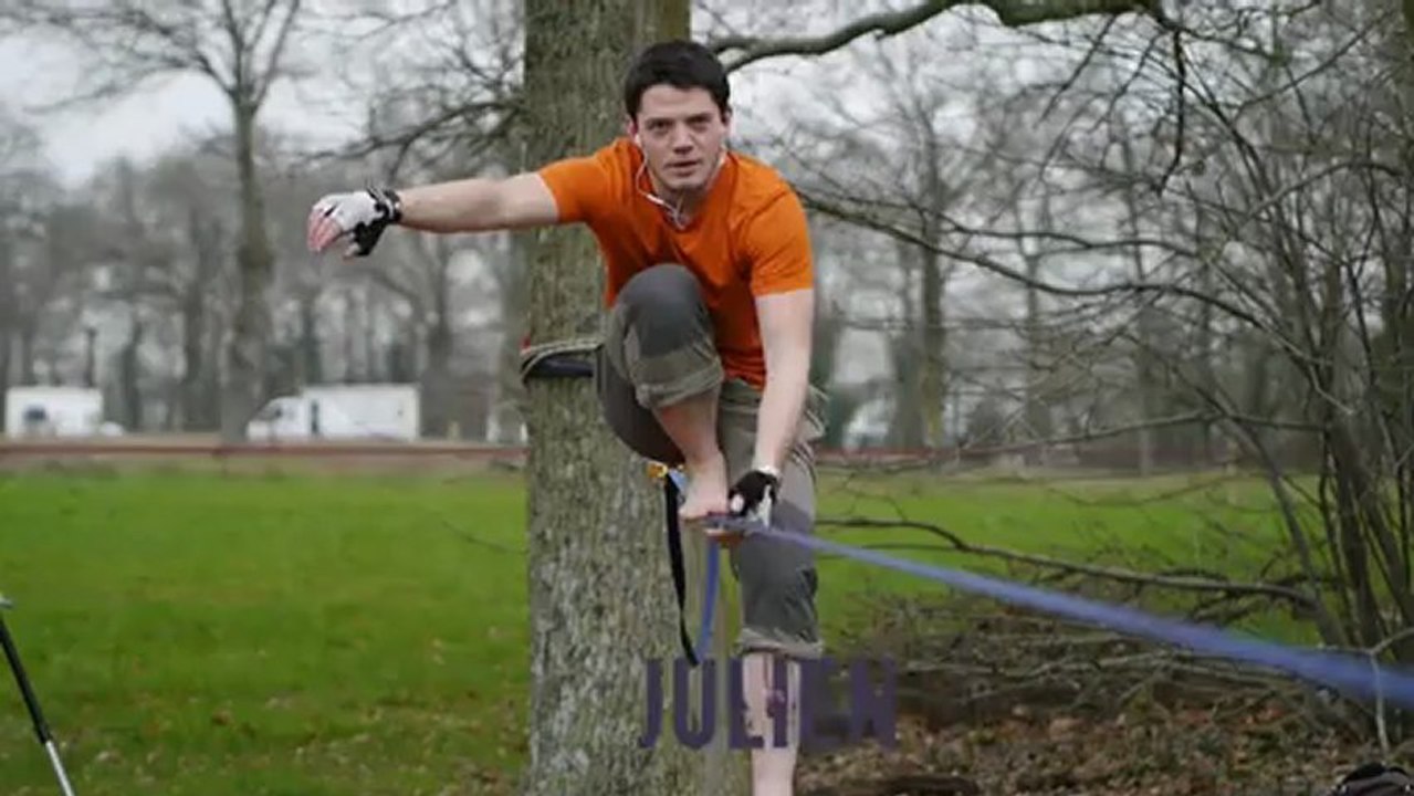 Arthur dares ! - La slackline