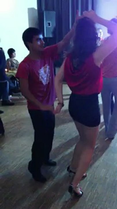 Salsa social dance José Febr. 2013