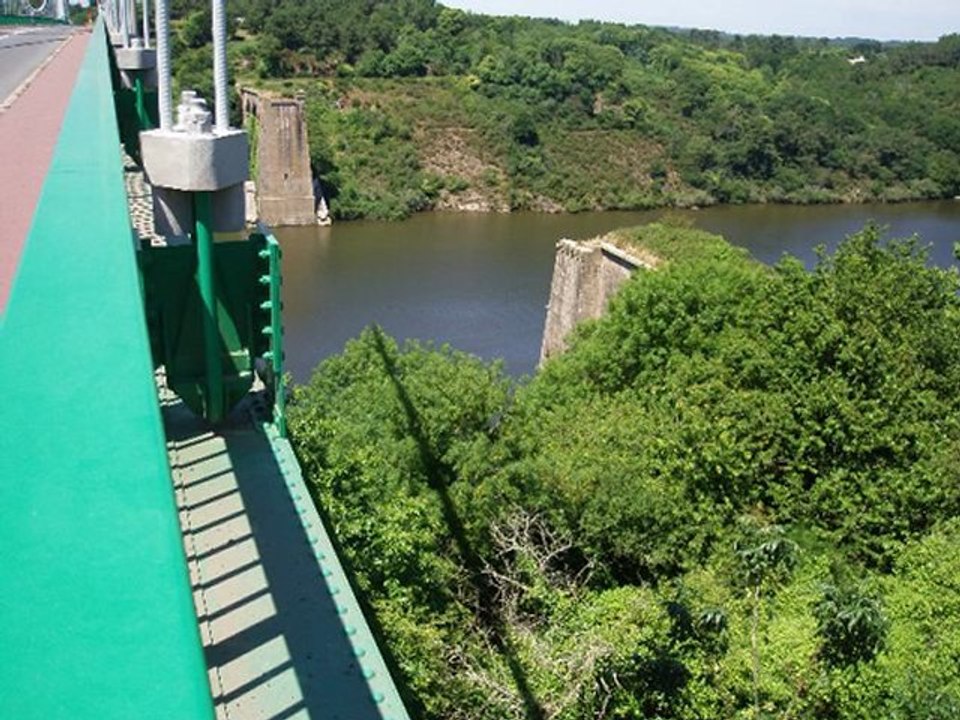 15°JOUR D'Agde à Brigneau en vélo du 3 au 18 juin 2009. Trois mois après avoir pris ma retraite je traversais toute la France à vélo, en solitaire...15° JOURS