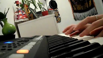 Début "People Help The Poeple " synthé