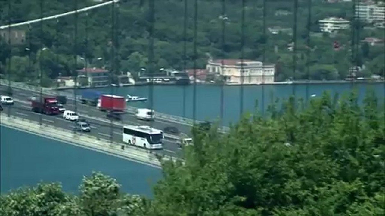 Leyla ile Mecnun    -  Eksik Bir Şey Mi Var