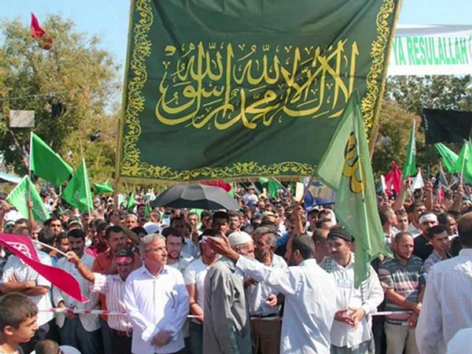 Ey Halilim sen bilmezsin bunların islahı böyledir