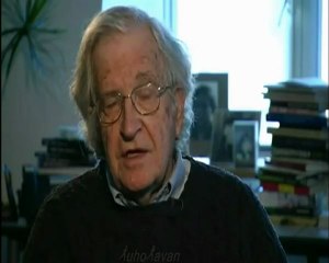 نوآم چامسکی: قدرتمندان واژه آنارشیسم را بدنام کرده اند