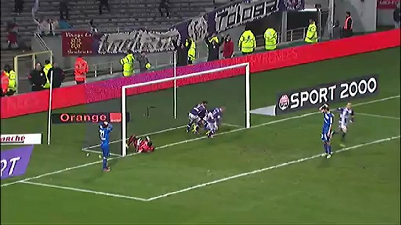 Toulouse FC (TFC) - ESTAC Troyes (ESTAC) Le résumé du match (25ème journée) - saison 2012/2013