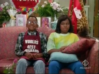 2x03 - Otto sotto un tetto - Una cenetta romantica