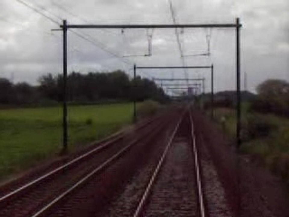 train de minerais sur la ligne 140