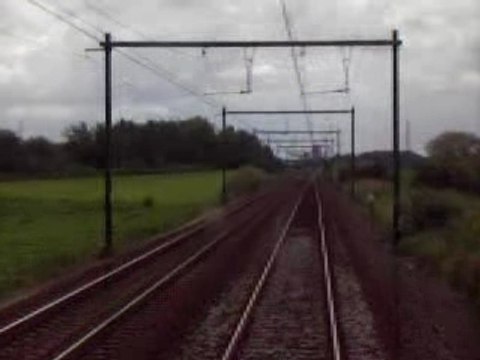 train de minerais sur la ligne 140