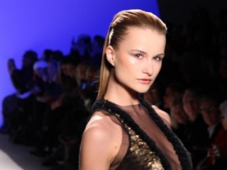 Joanna Mastroianni Brings Sexiness And Sophistication To Fashion Week