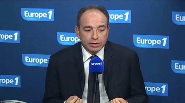 Copé : Jean-Marc Ayrault doit assumer de baisser les dépenses