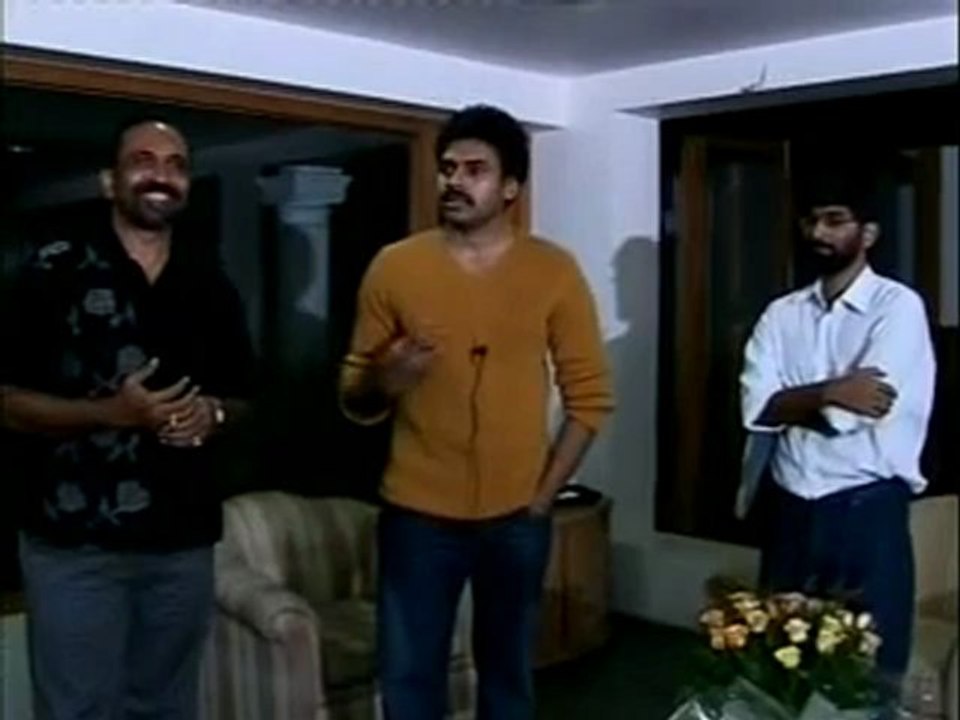 Pawan Interview about Balu film in South Africa - YouTube