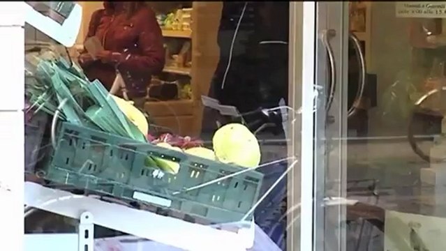 IcaroTv. Aperture domenicali: benefici solo per i 'grandi'