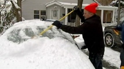 Snowstorm slams New England