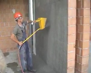 Püskürtme sıva makinası