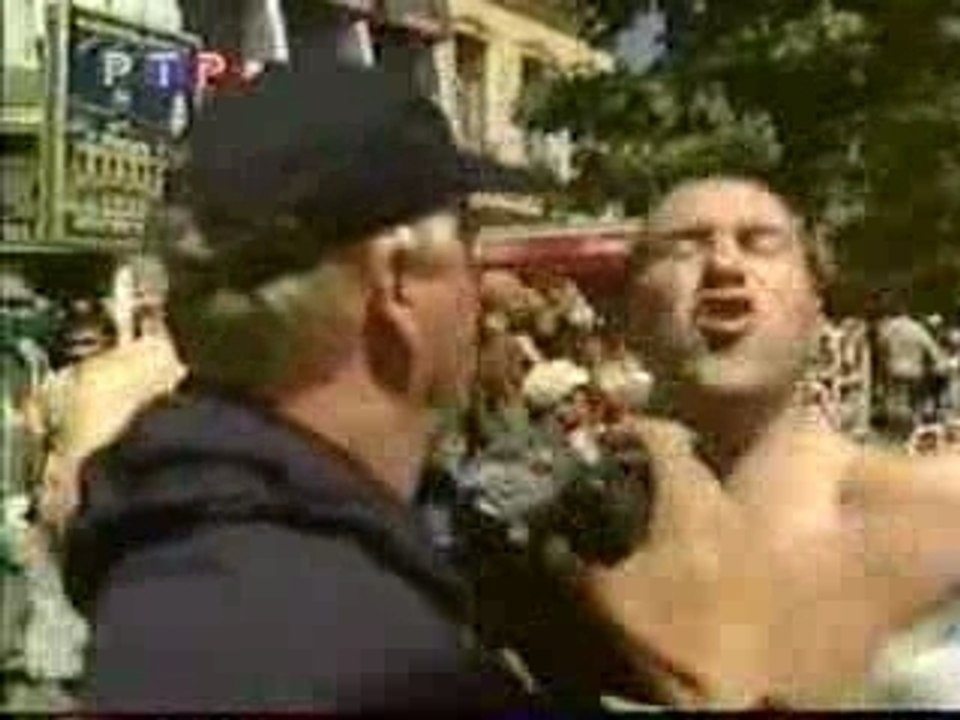 Football - Bagarre entre Hooligans