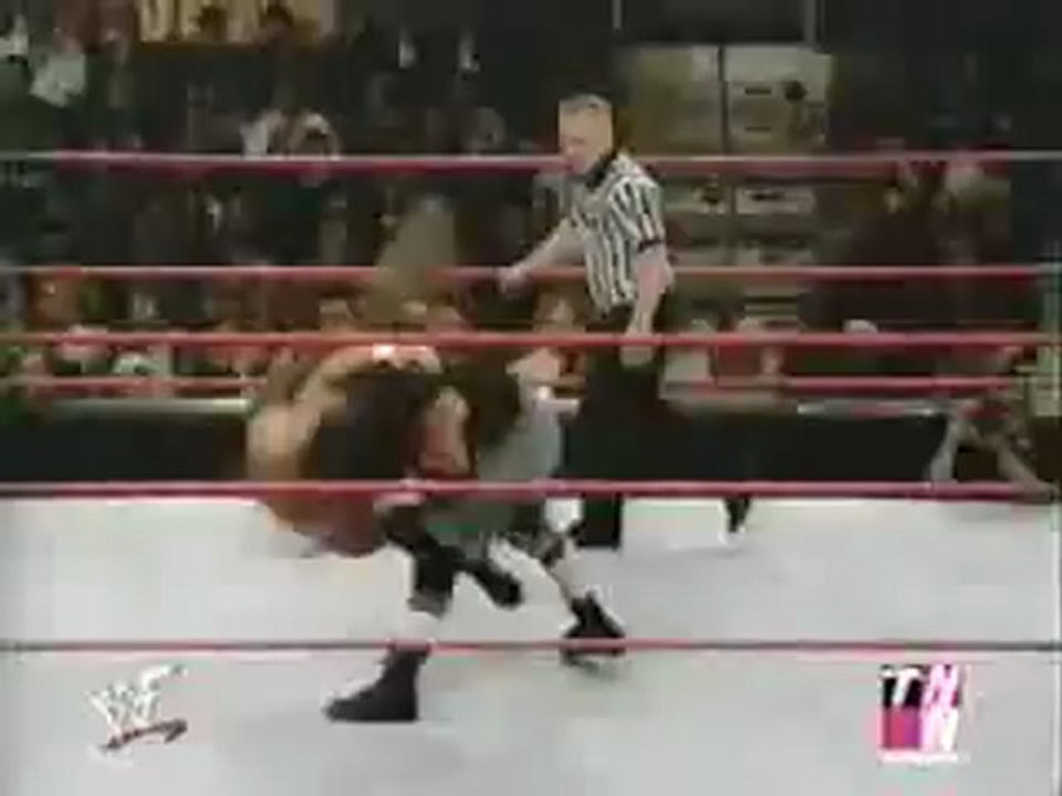 WWE RAW 2000 10 23 Raven & Tazz vs Too Cool video Dailymotion