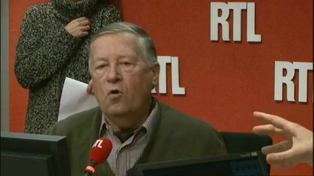 La loi sur le cumul des mandats repoussée à 2016 : la solution la plus raisonnable