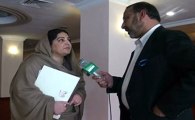 Ms. Anusha Rehman Khan IT Minister Talking with Shakeel Anjum Jeeveypakistan news