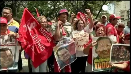 Hugo Chavez 'riappare' su twitter "sono tornato a casa"
